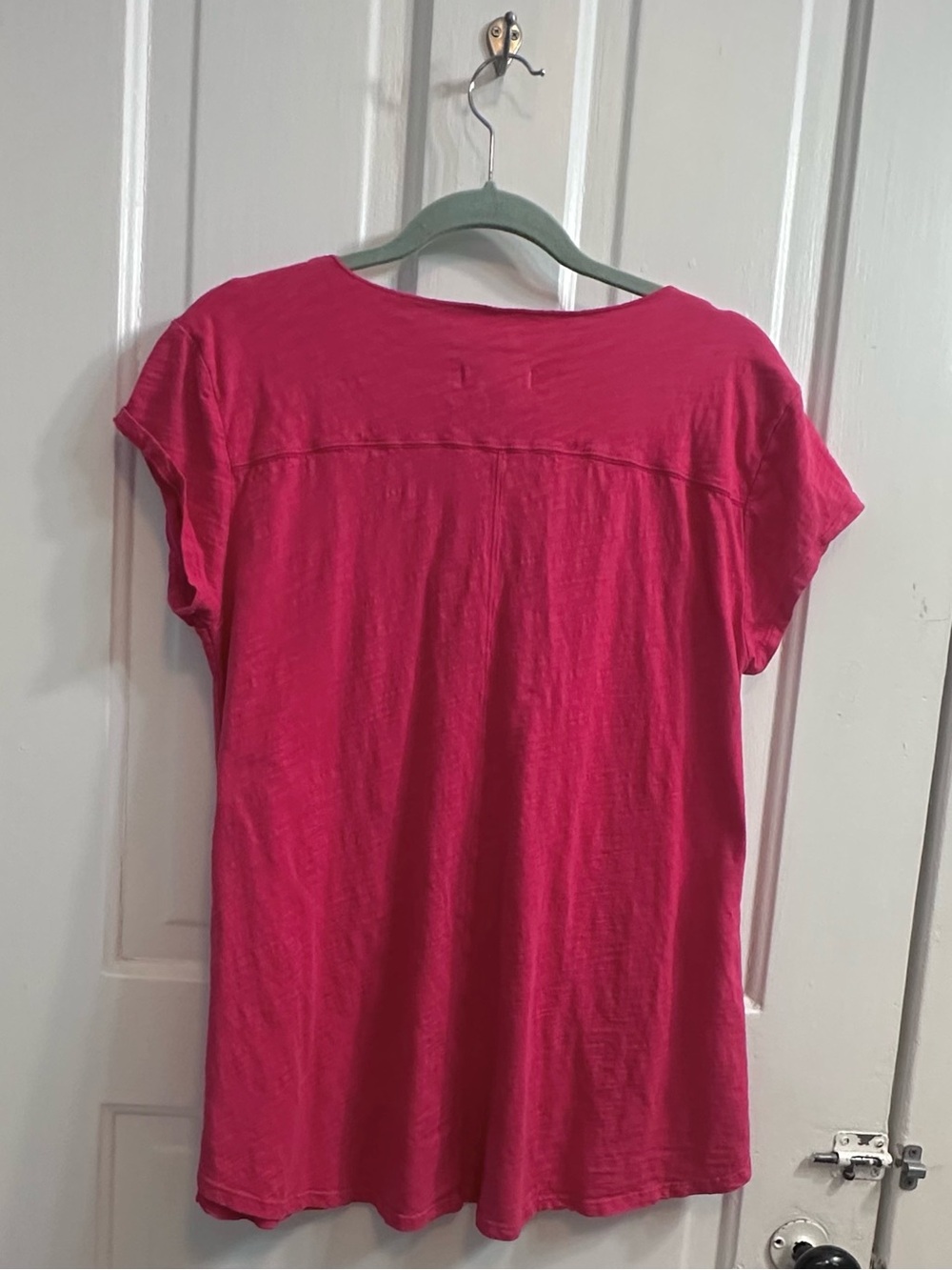 Like New! Sundance Mod-o-doc “Everyday Essential Tee” in Raspberry (L) - Picture 6 of 6